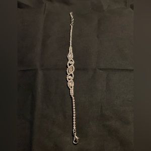 Dress Gallery silver bracelet w/crystals 8” long